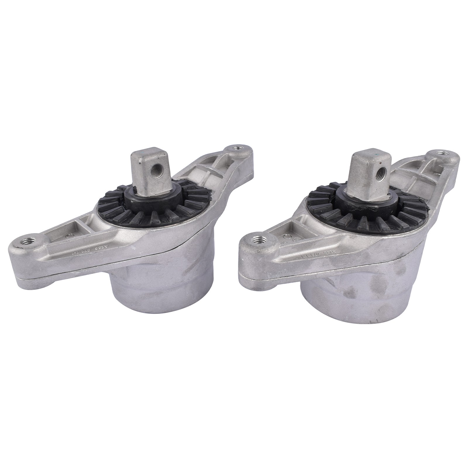 2xFront Engine Mounts Fit Maserati Ghibli 14-17 Quattroporte 13-16 AWD 670003628