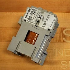 Allen Bradley 700-CFB400D* Series A Control Relay - USED