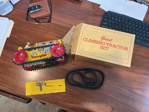 Marx Vintage Giant Climbing Wind Up Tractor, See Info/Photos