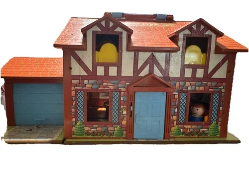 Vintage Fisher Price Little People Play Family Tudor House #952 with Accessories