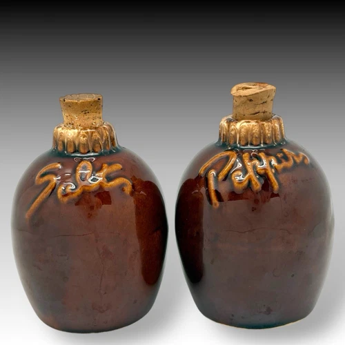 HULL BROWN DRIP Salt & Pepper Shakers – Vintage JUG Style OVEN PROOF USA Pottery