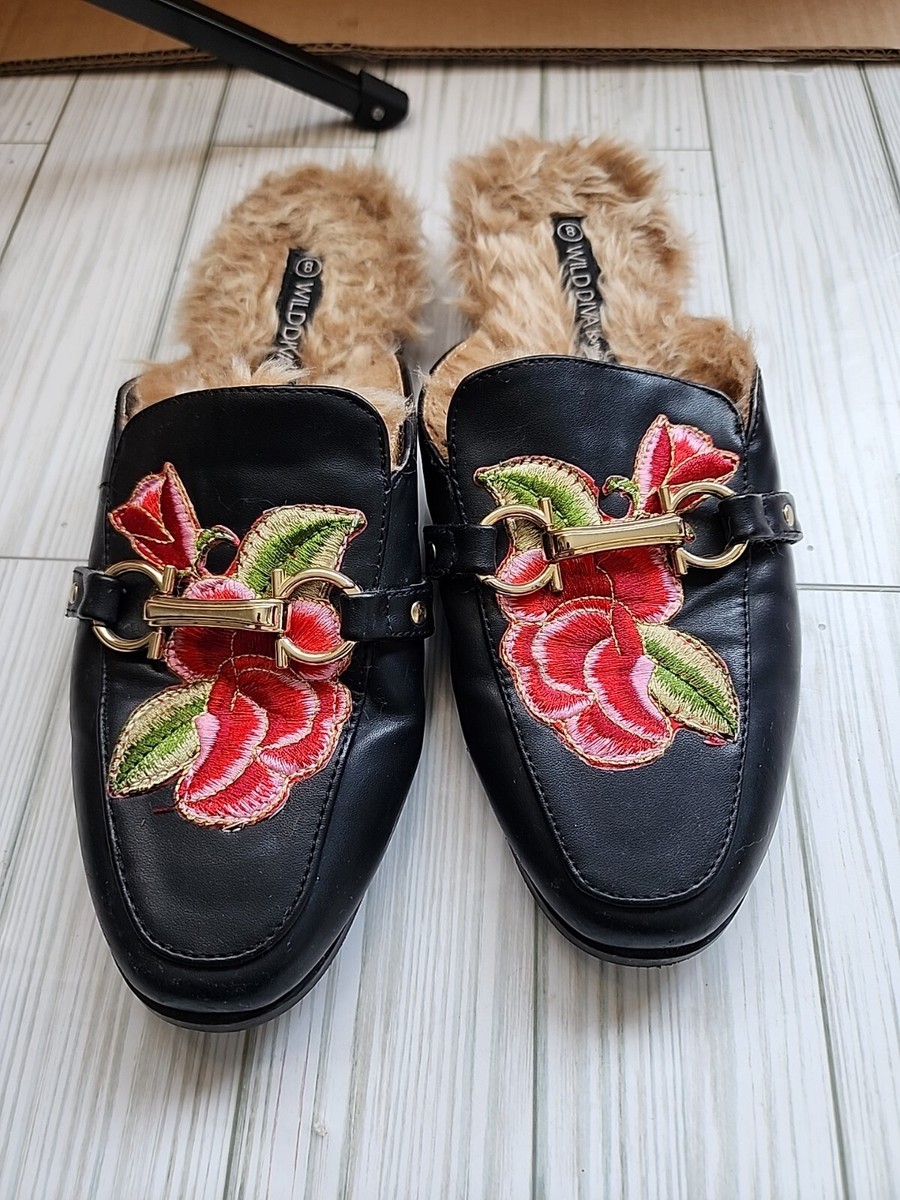 Wild Diva Lounge Faux Fur Embroidered Rose Horse Bit Size