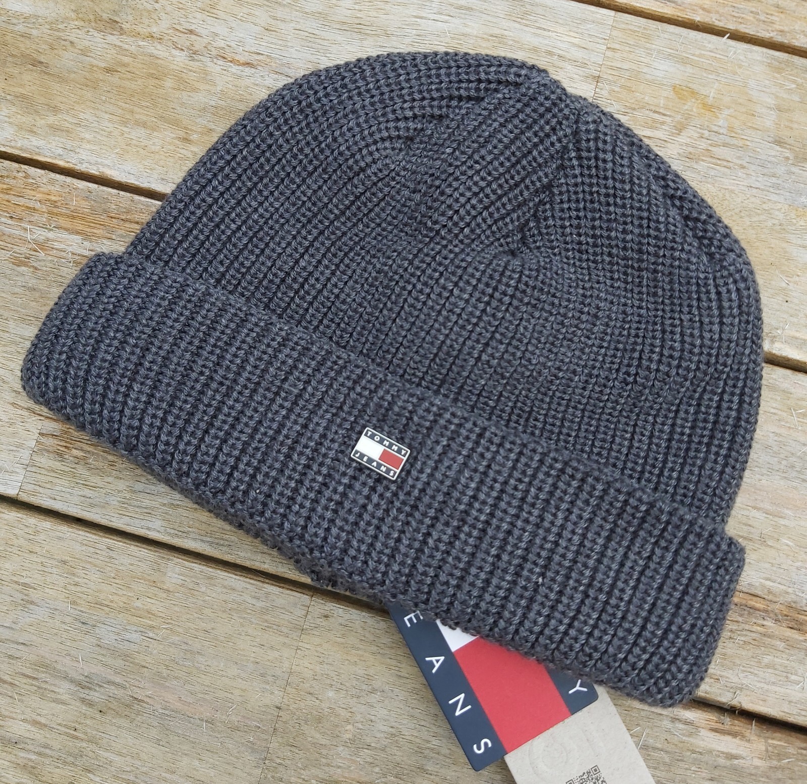 Genuine TOMMY HILFIGER Dark Grey Heather Short Rib-Knit BEANIE Hat Fishermans
