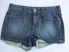 GAP 1969 Womens Sz 26 Slim Cut-Offs Shorts Medium Wash Blue Jean 