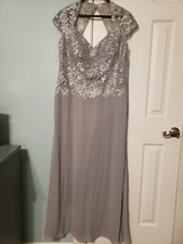 Mother of the Bride/formal dress. Size 12, silver, full length, gorgeous detail