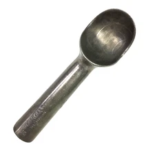 ZEROLL Original Ice Cream Scoop Size 16 Green Cap Aluminum MADE IN USA