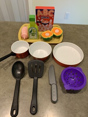 Children s Play Set Pans, Utensils, Colander And Food #2A