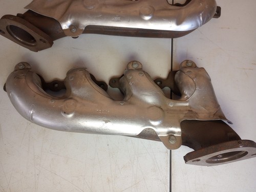 Crate Motor Takoff 10-15 Chevy Camaro SS 6.2L V8 LS3 Pair LH&RH Exhaust Manifold - Foto 2 di 11