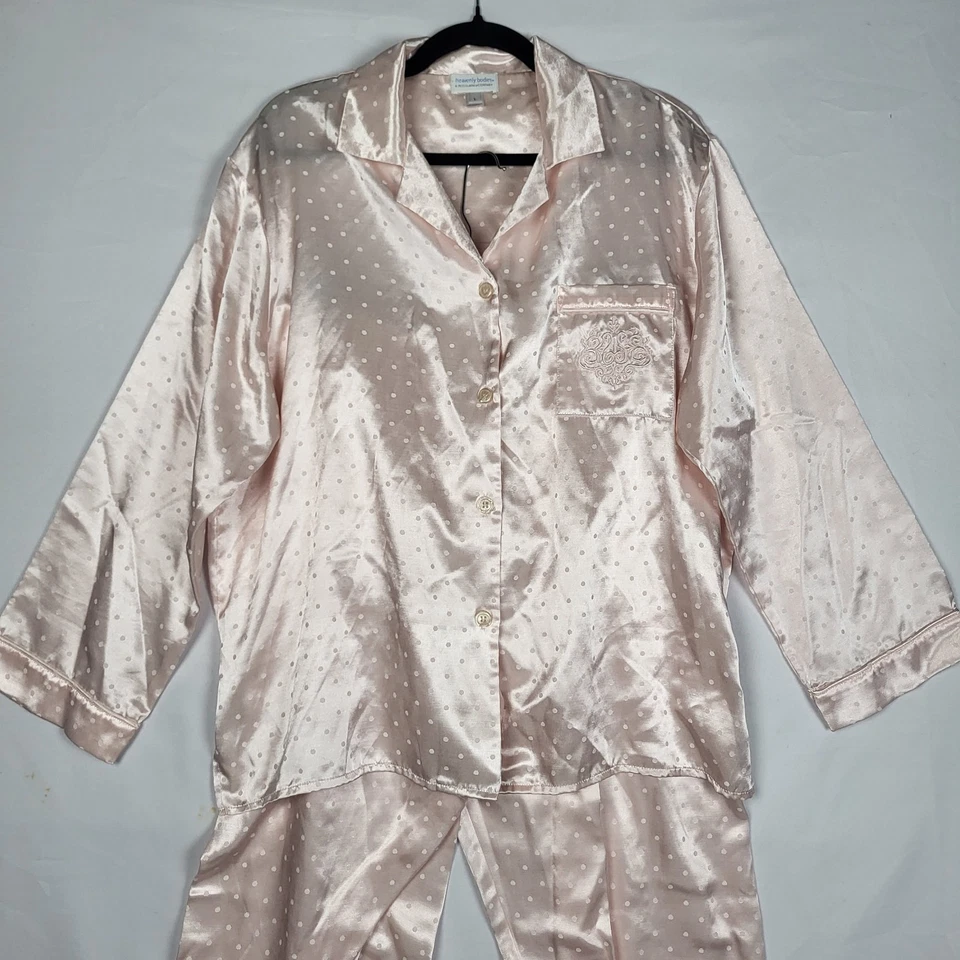 Juego de Pijama Heavenly Bodies Miss Elaine Grande Rosa Lunares Sedoso Pierna Ancha Foto 3 de 4