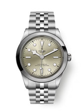 TUDOR Black Bay 41 M79680-0003