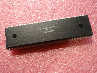 1 x MC68HC000P8 - Baustein DIP64 Low Power HCMOS 16-/32-Bit Microprocessor