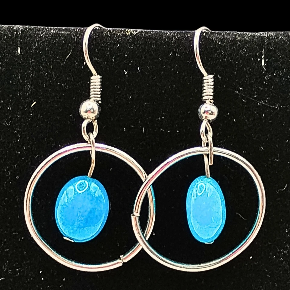 Conjunto de Pendientes Colgantes Imitación Turquesa Semilla Cuentas Mezcla Metales Araña Boho Chic Foto 2 de 4