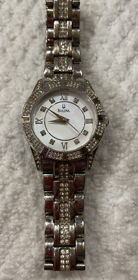 Ladies BULOVA C6337017 Quartz Wristwatch, Water Resistant  display picture 1