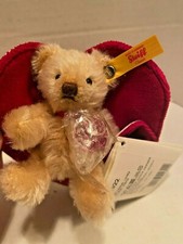NEW STEIFF MINI TEDDY COLLECTION "LOVELY" WITH HEART POUCH