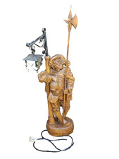 Große Tischlampe Holzfigur Handgeschnitzt Betrunkener Landsknecht m. Laterne