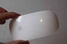 Apple A1296 Wireless Tactile/Multi-Touch Mouse