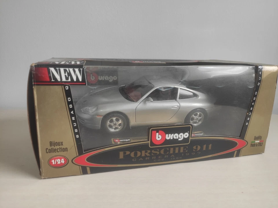 Porsche 911 Carrera 1997 Burago Bijoux Collection modellino 1:24 Die-cast 1585 - Immagine 3 di 4