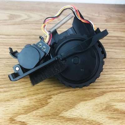 Shark RV1101ARUS RV1100VRUS UR1105ARUS UR1100SRUS LEFT WHEEL ASSEMBLY Part OEM