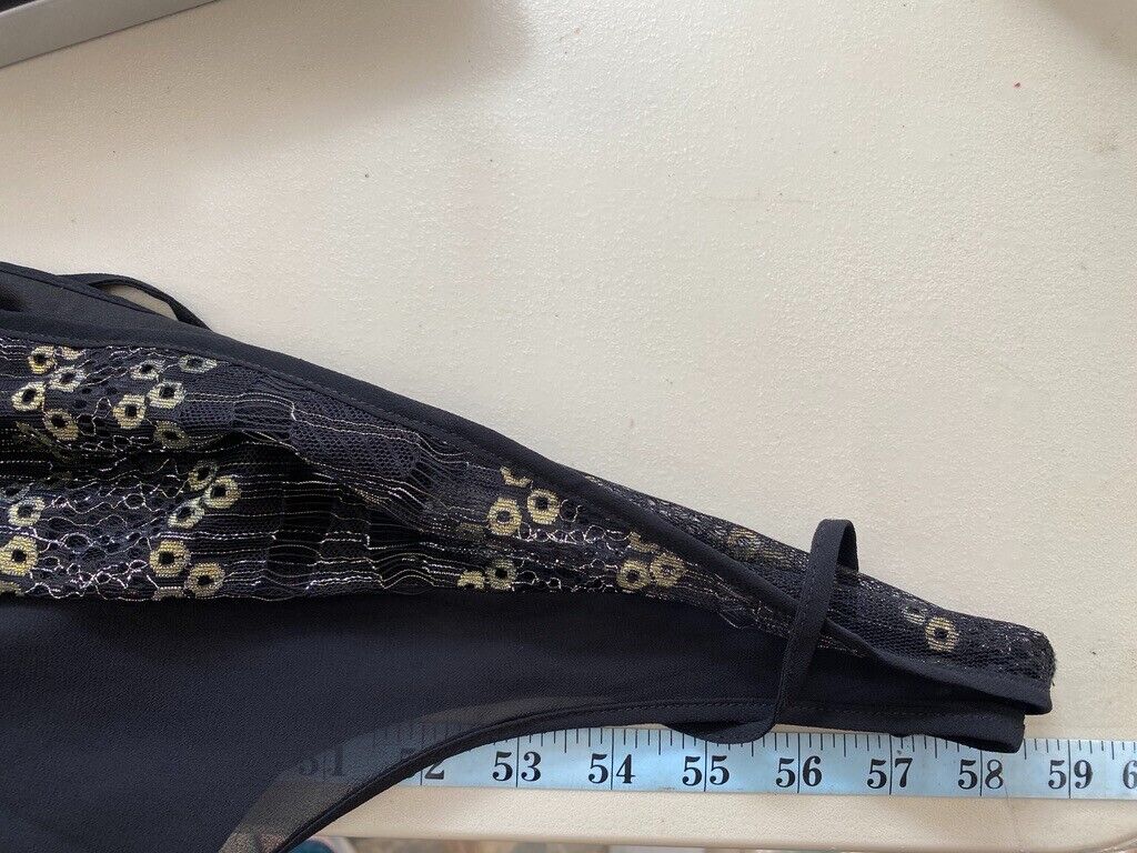 Picture 10 of 15