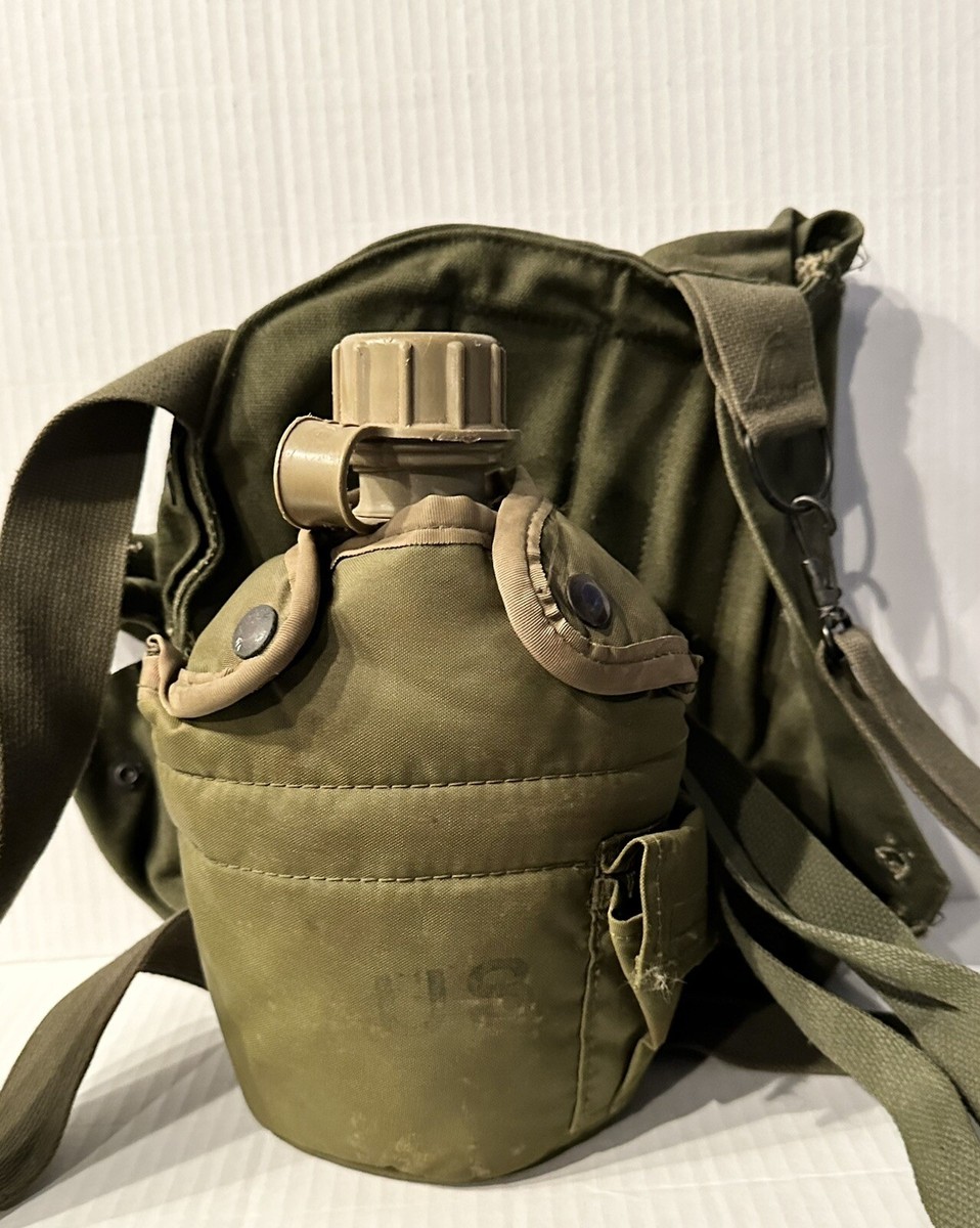 US Army M17A1 Gas Mask Canvas Carry Bag and Plastic Canteen & Cup