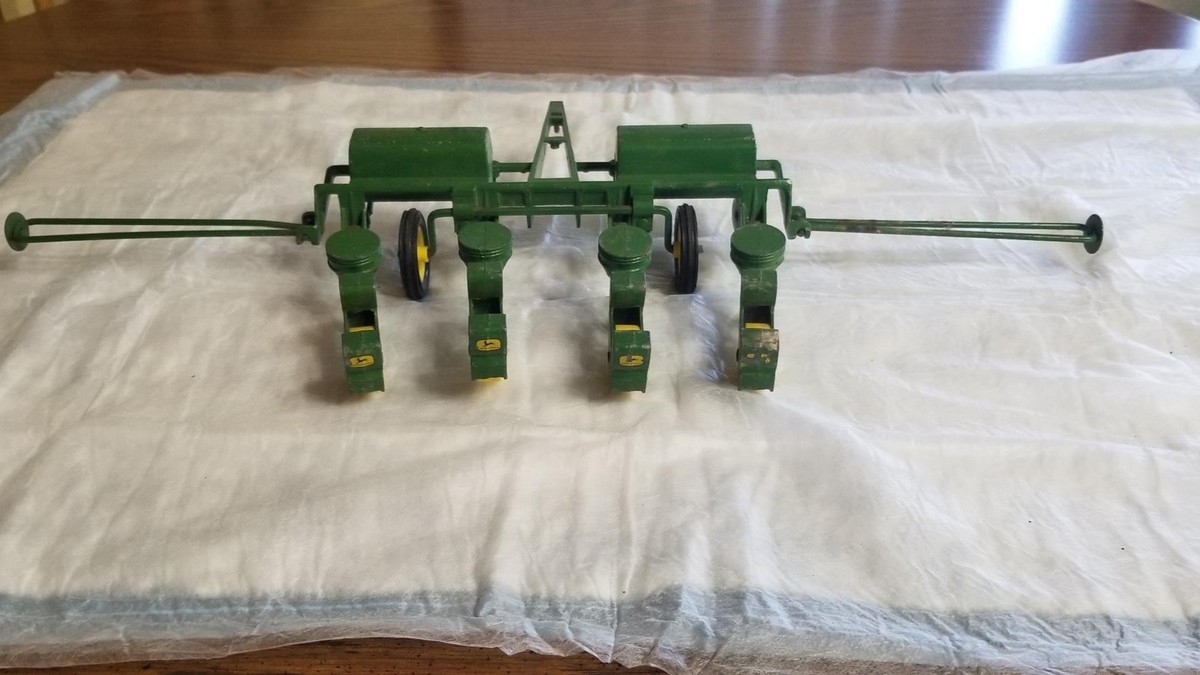 1:16 Vintage Ertl/Eska John Deere 4-Row Planter Shelf I4 | eBay