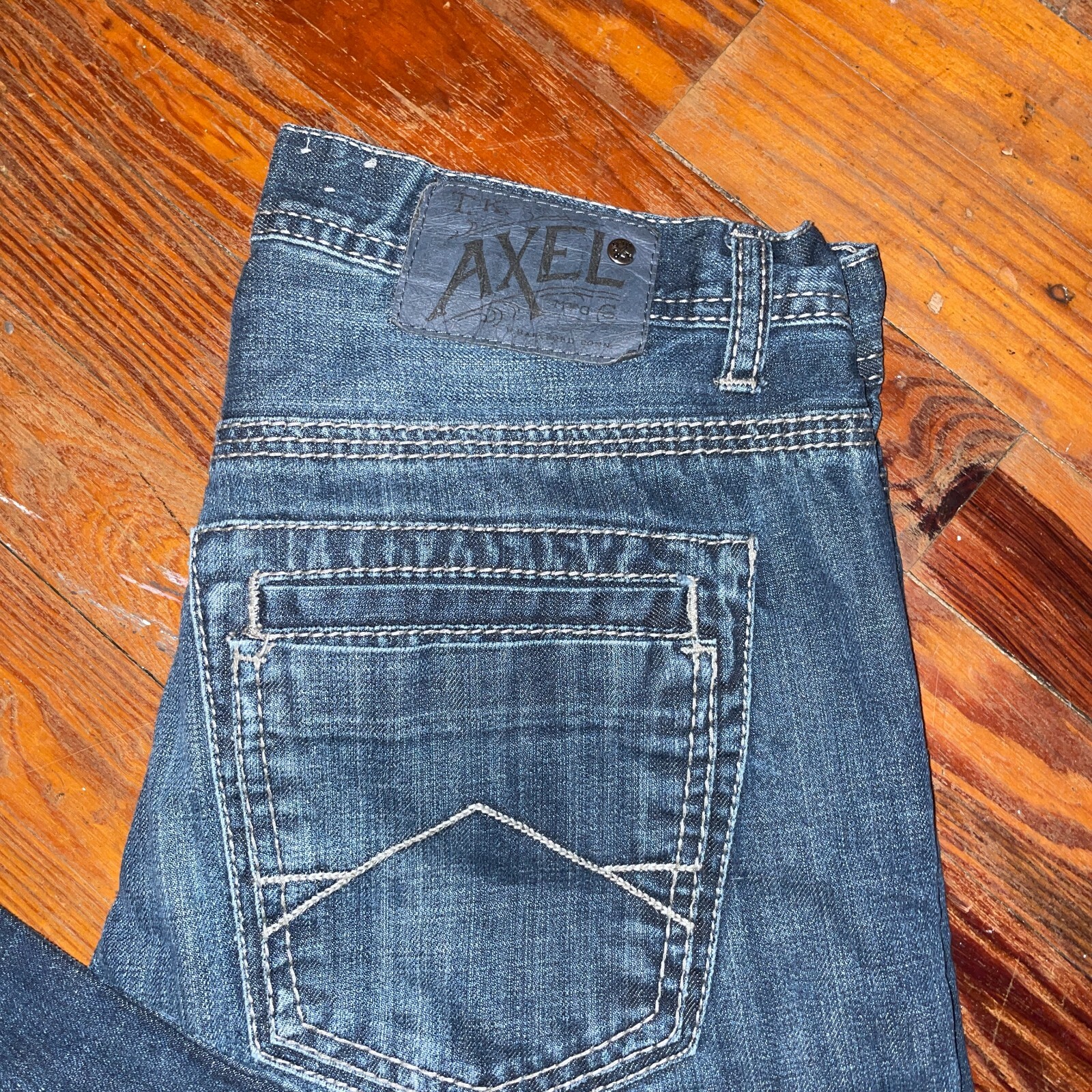 TK Axel Treadwell Relaxed Straight Dark Wash Tag 30x30 Actual 30x24