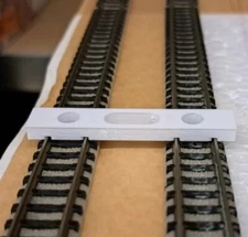N Scale 1:160 Scale Track Laying Spacing Spacer Tool  SET OF 4 White FREE SHIP