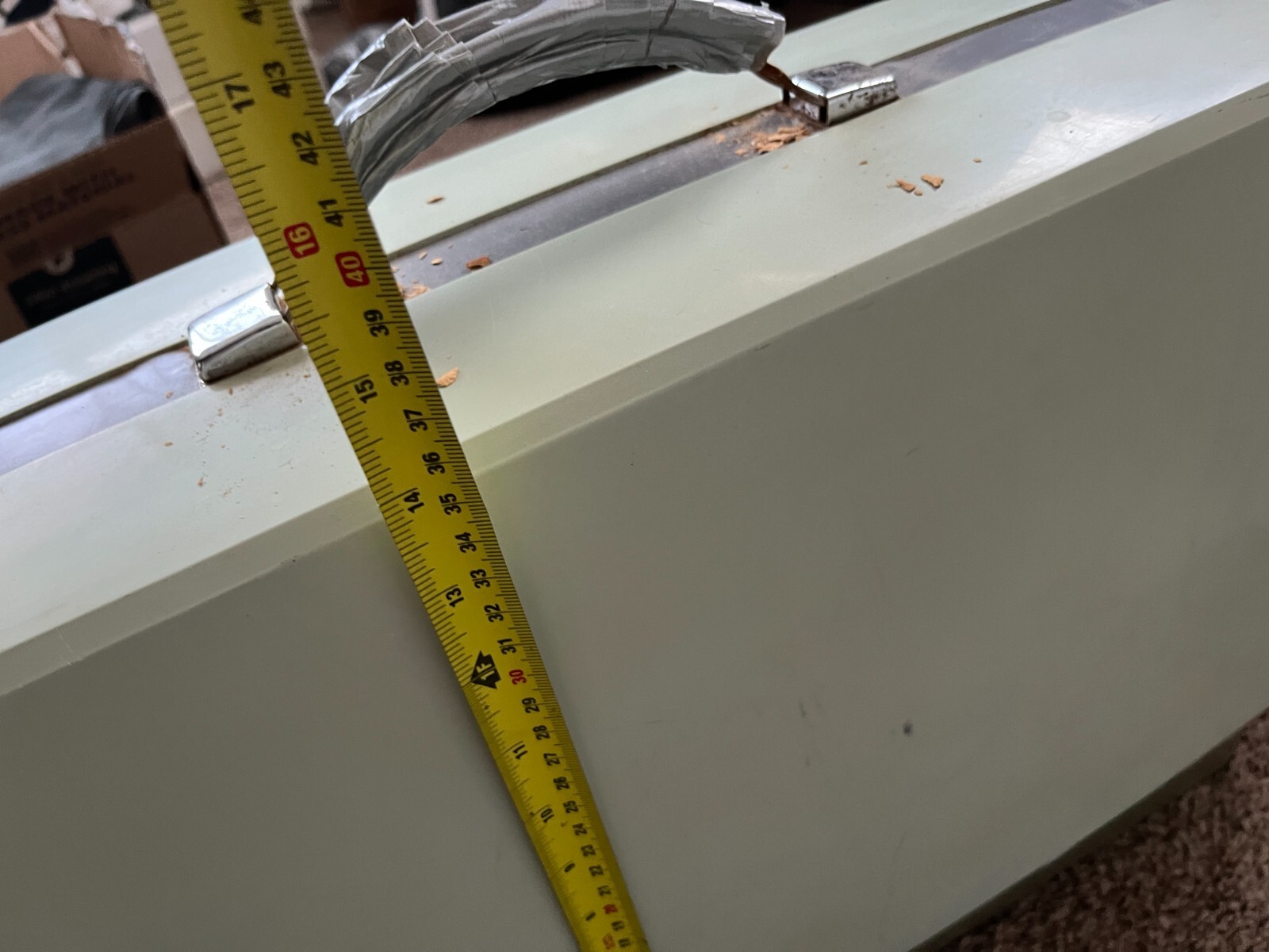 Singer Deluxe Zig Zag Model 628 Sewing Machine Touch and Sew w