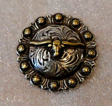 WESTERN COWBOY ROUND 1   LONGHORN BERRY CONCHO NEW UNUSED