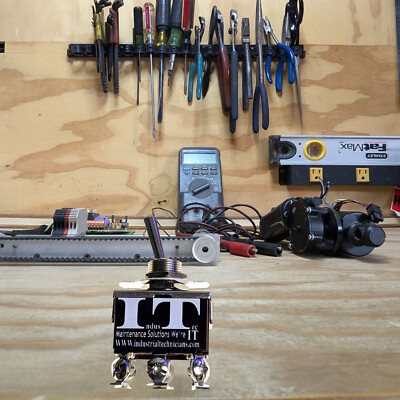 IndusTec 20A DPDT - 6 screw pins Maintained 3 Position Toggle Switch 12V 24V 