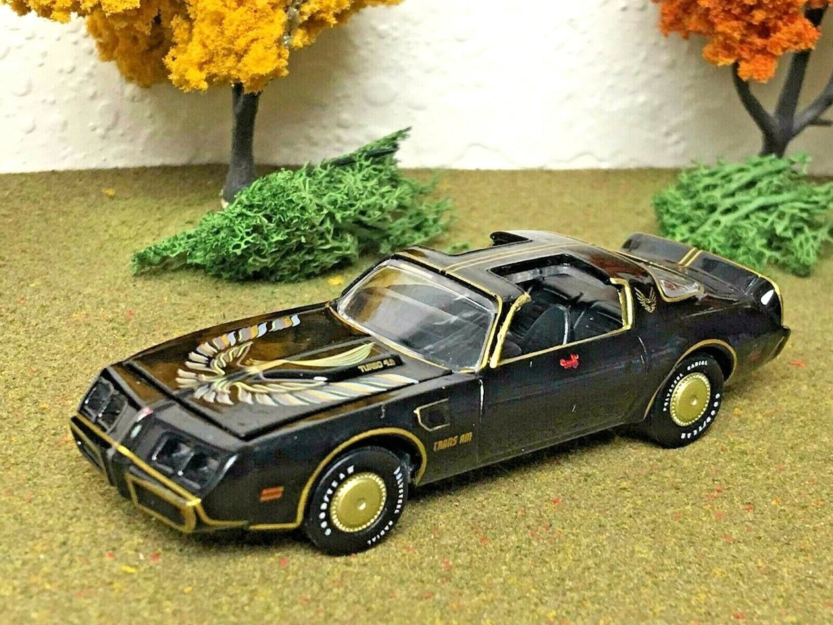 DIGICA BLACK BANDIT 1/2スケール Smokey and the Bandit #2 Limited edition die-cast bandit's 1:64