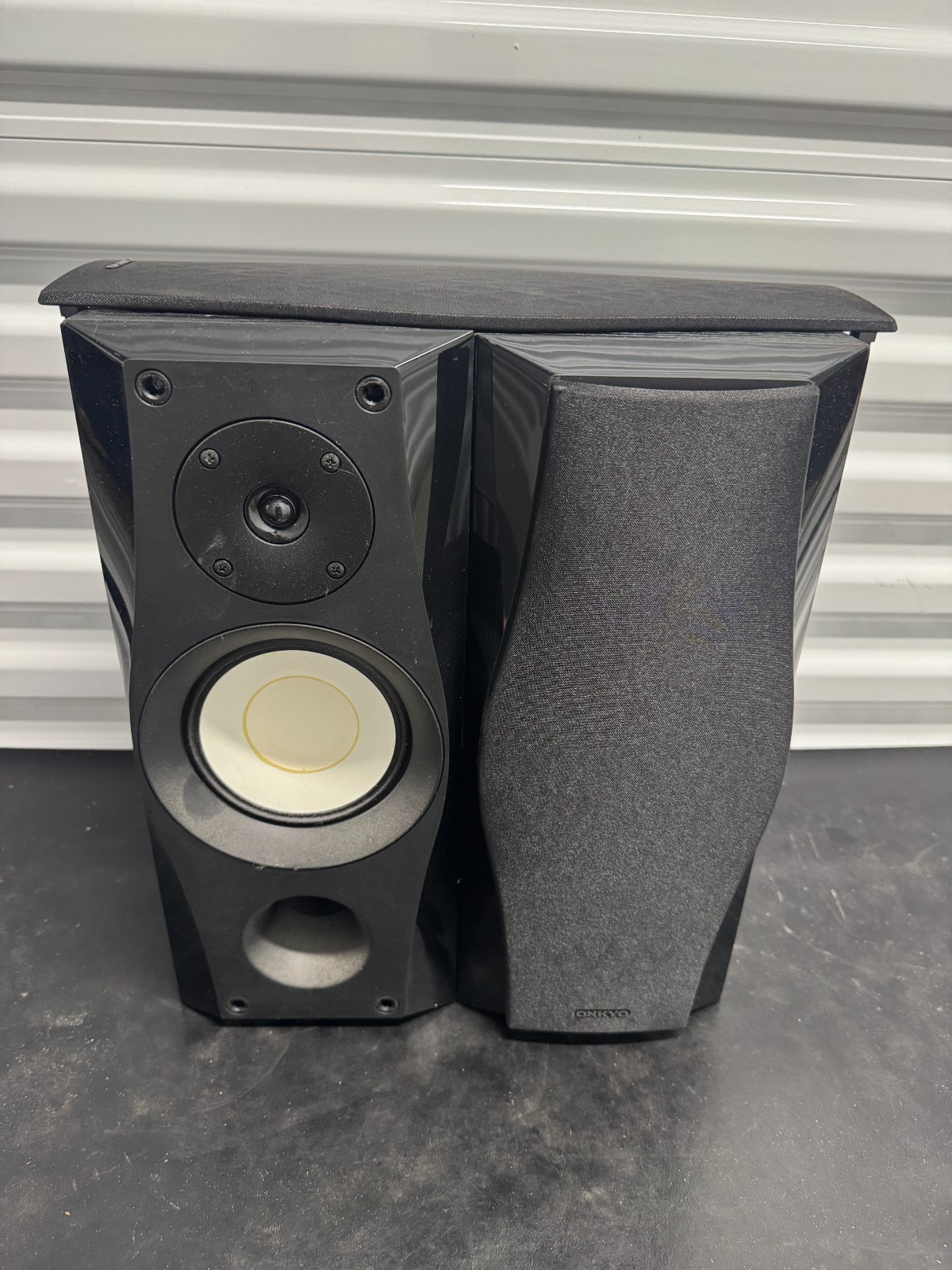 Speakers &ndash; Black, 130w Peak
