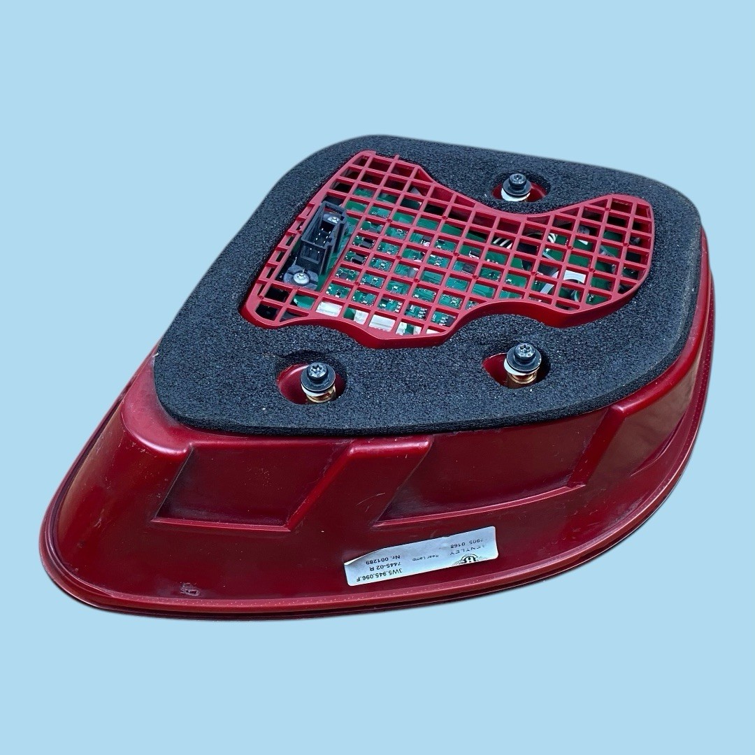 OEM Right Passenger Tail Light 3W5945096F 06-12 Bentley Continental Flying Spur