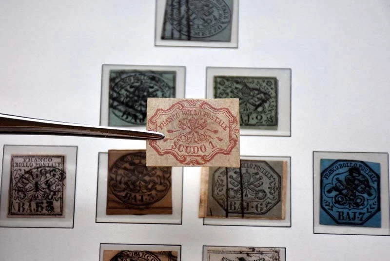 KIRCHENSTAAT Urige Sammlung mit guten Ausgaben Signierten Neudrucke Hoher Wert - Bild 1 von 4