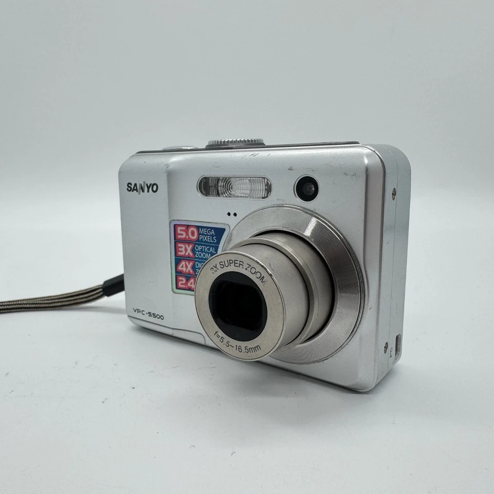 Sanyo VPC-S500 Digital Camera 5MP Compact Point & Shoot Tested & Working - Image 2 of 4