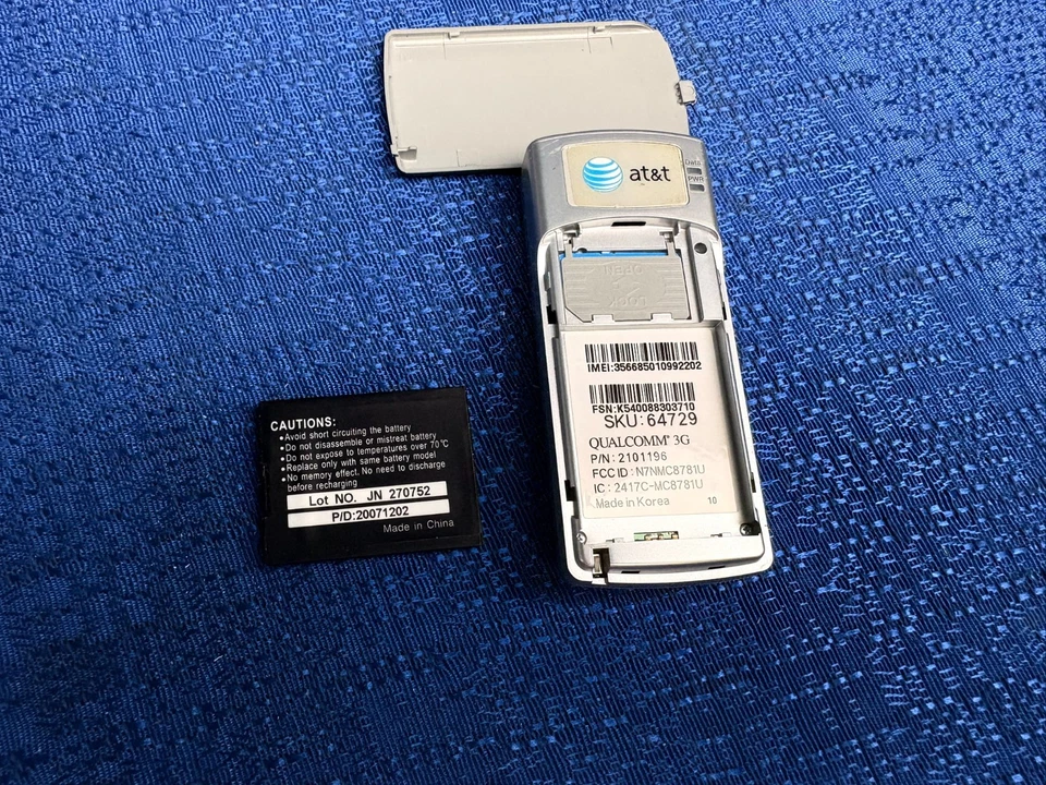 Sierra Wireless AT&T Qualcomm 3G USB Connect 881 USB Mobile Broadband Receiver - Image 3 of 4