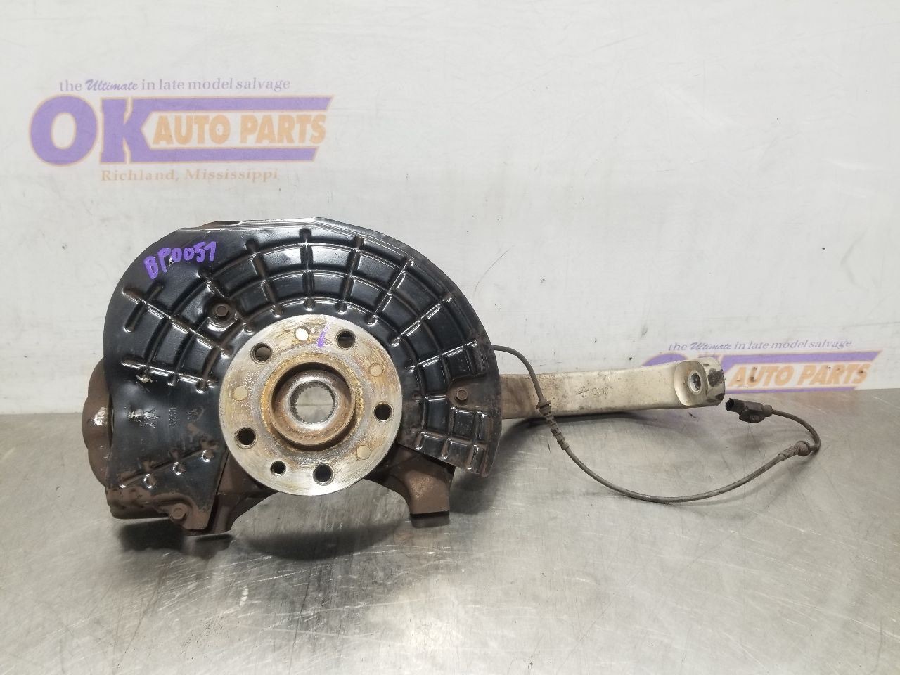 14 2014 MASERATI GHIBLI 3.0L AWD FRONT SPINDLE KNUCKLE RIGHT PASSENGER
