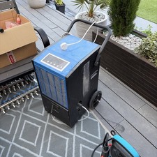 Costway 66 L/Day Industrial Dehumidifier with Pump for Basement