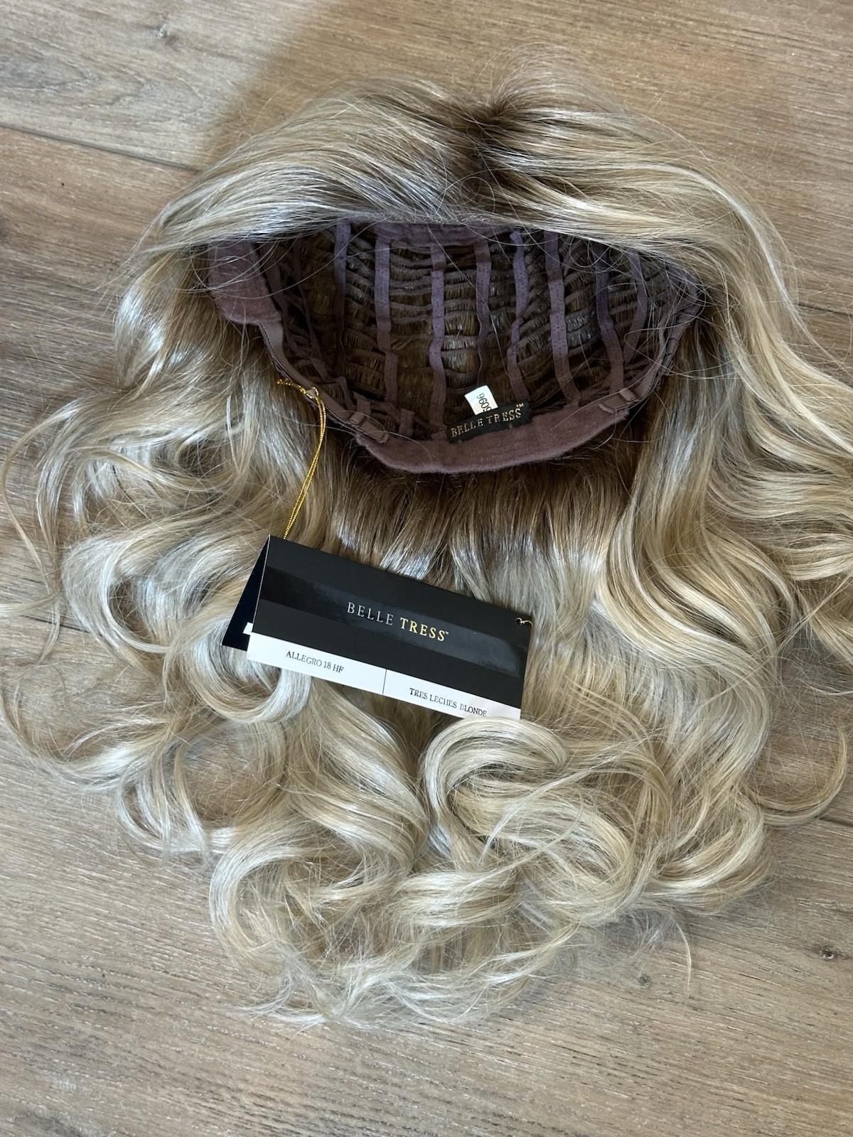 NEW Belle Tress Allegro 18 Wig In Tres Leches Blonde!