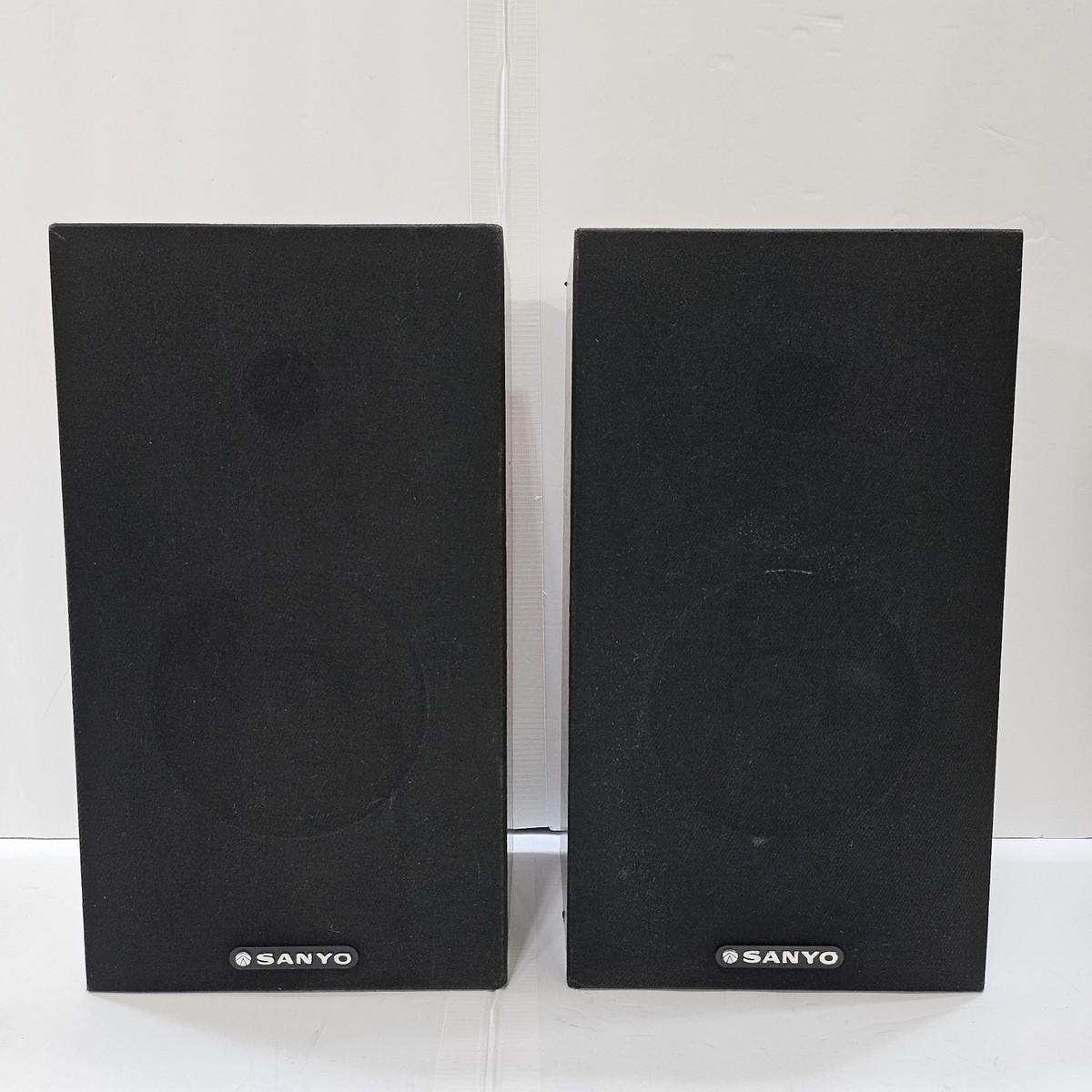 Pair of Vintage SANYO ST-80 8 Ohm Impedance Speakers Tested