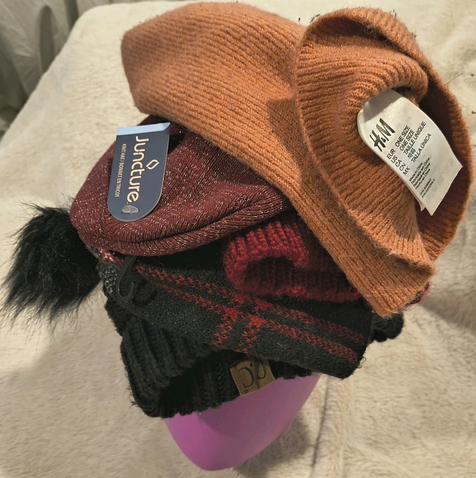 Lote de (6) gorros/chapéus femininos O/S stretch/tricnit inverno novo com etiquetas |H&M, Juncture| - Imagem 2 de 3
