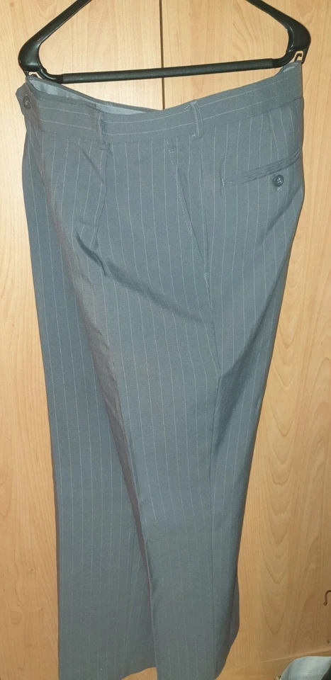 Herren Anzug,  Hose, Gr. 48 grau/anthrazit gestreift - Bild 2 von 4
