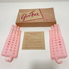 Vintage Glov-Tree Form Pink with Original Box 1960’s