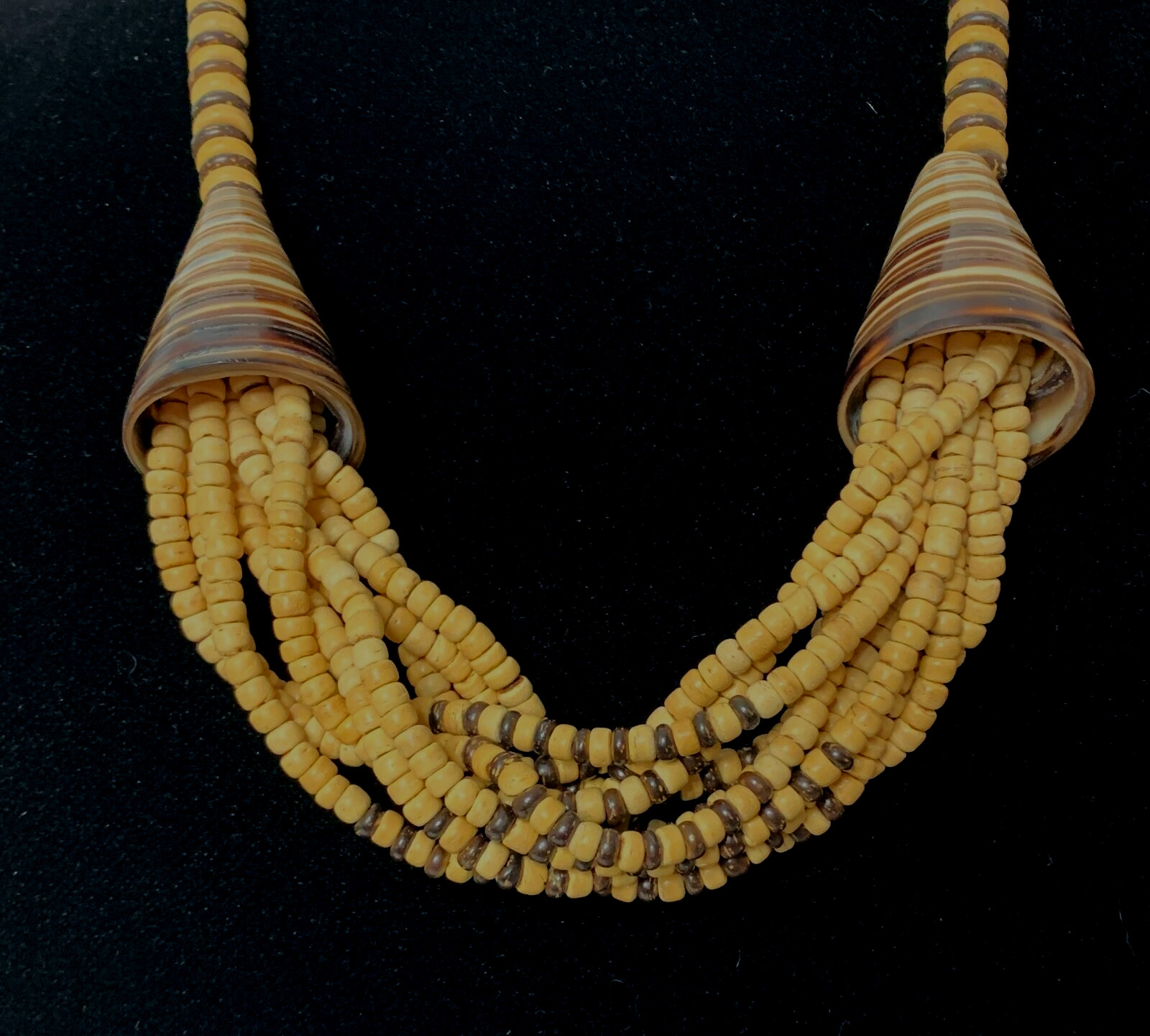 Telescopium Shells Statement Necklace Coconut Dis… - image 2