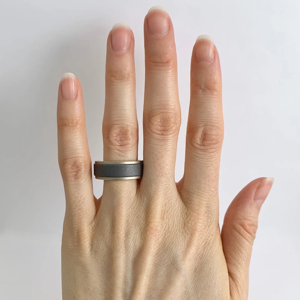 Men's Sandblasted Tungsten Wedding Band Ring in 18K Yellow Gold, Size 10, 8 mm - Image 3 of 4