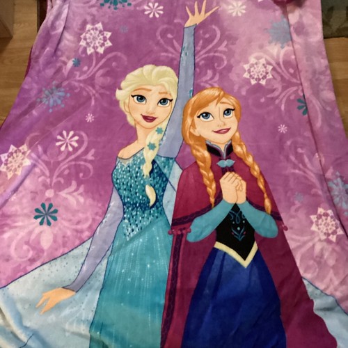 Disneys Frozen Anna & Elsa Fleece Oversized Throw Blanket 60x86