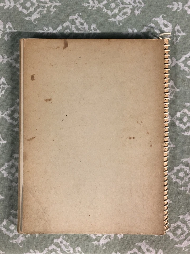 A World of Good Eating Cook Book - Printed USA 1951 Jack Frost Studios! - Image 2 of 4