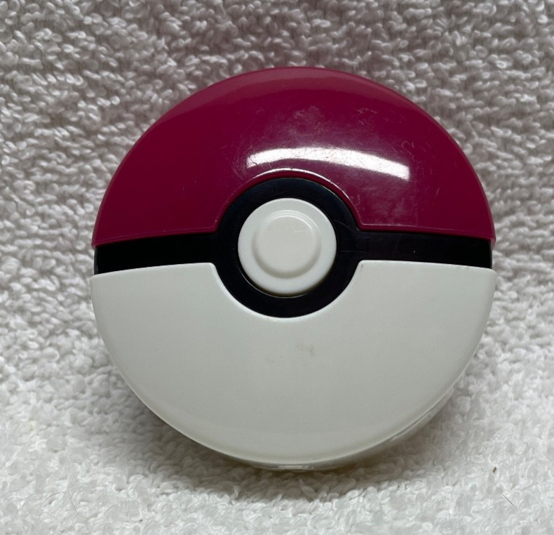 McDonald's 2019 Pokemon #8 Caterpie Toy