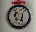 Lot of 2  New Bicentennial Statue Of Liberty 1886-1986 Pins — photo 3