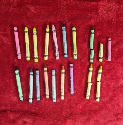 Crayola Crayons Binney & Smith Retired Discontinued Lot of 19 Various Conditions